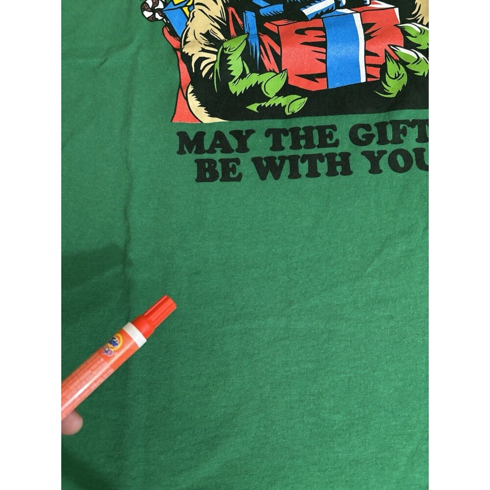 Star Wars Christmas Yoda May The Gifts Be With You Graphic Green Tee Size 2XL - Picture 6 of 15